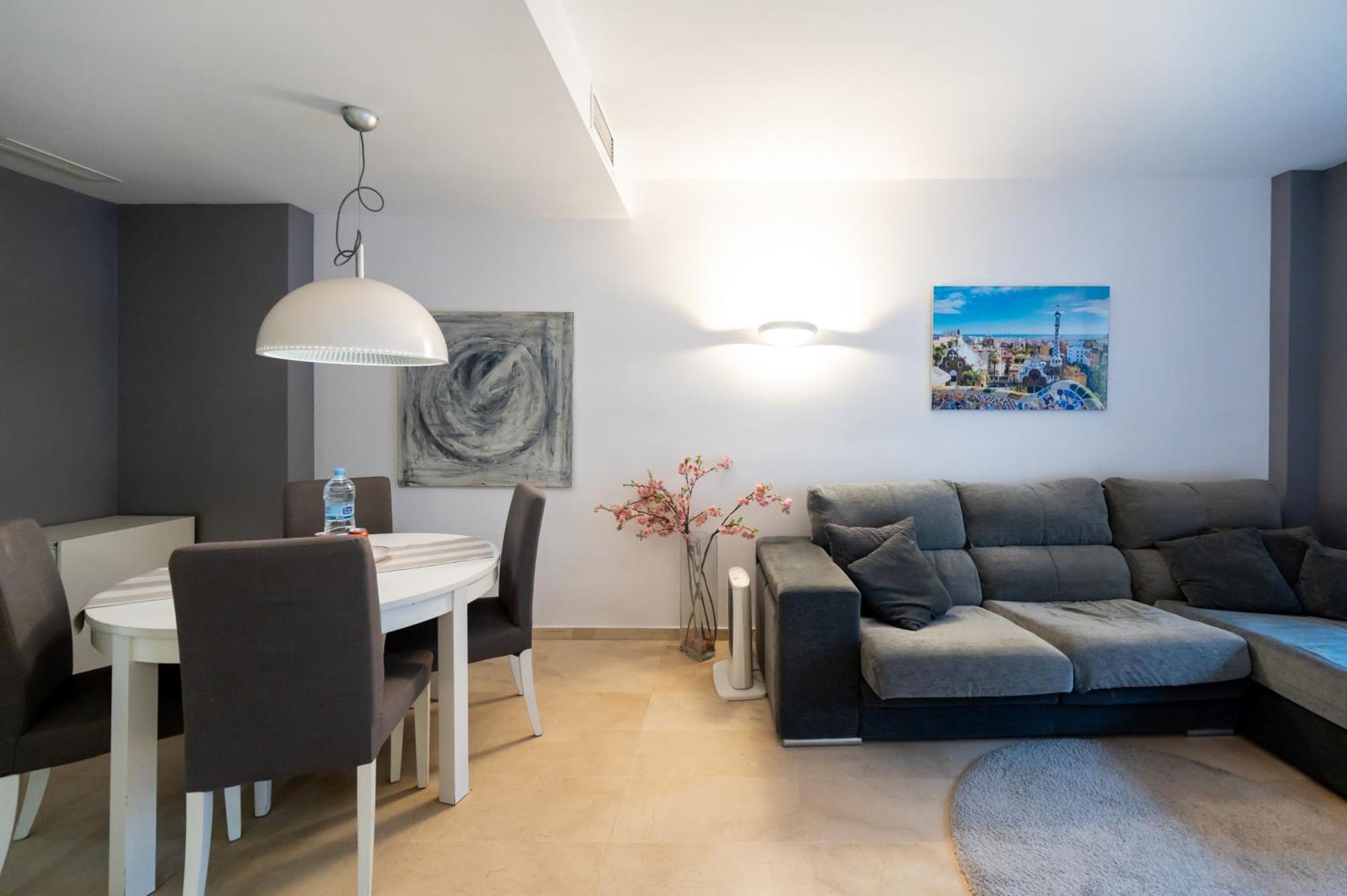 Appartamento Comfy Downtown + Private Terrace Barcellona